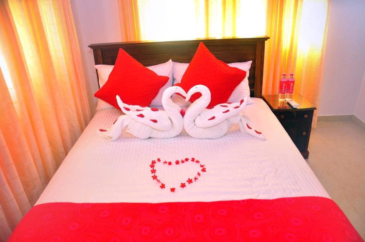 Senero House Hotel Bentota Bagian luar foto