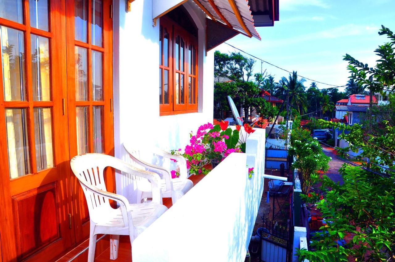 Senero House Hotel Bentota Bagian luar foto